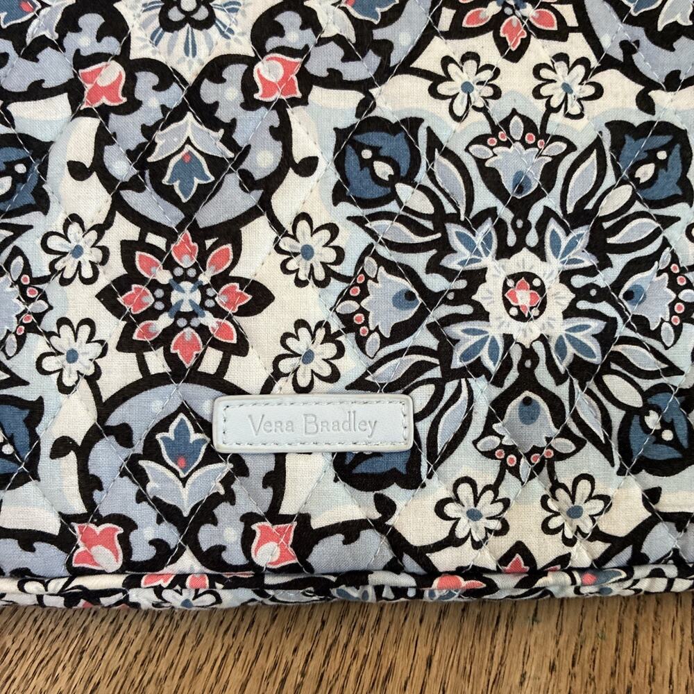 Vera Bradley Quilted Laptop Zip Around Case 14X11 LISBON Gray Blue Coral Pink - Picture 2 of 9